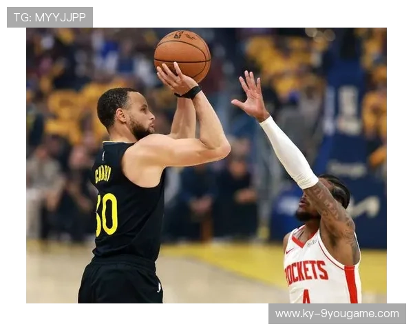 勇士三分手感火热，库里连续命中关键投篮，库里38分勇士双杀